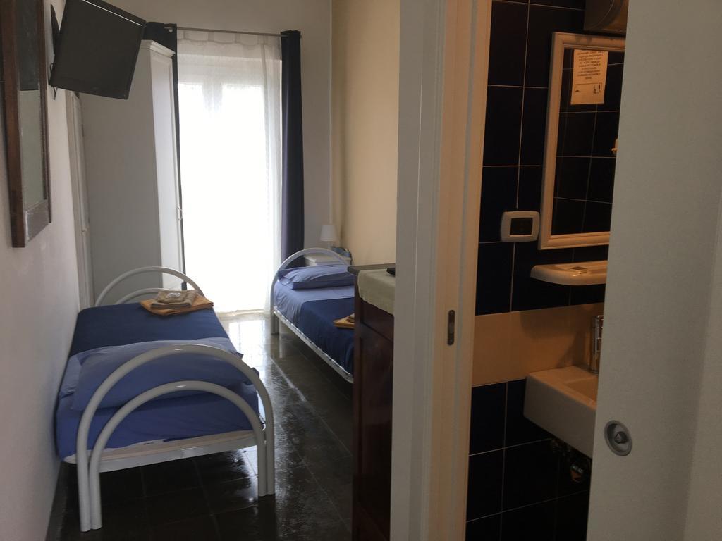 B&B Stella Marina Manfredonia Bagian luar foto